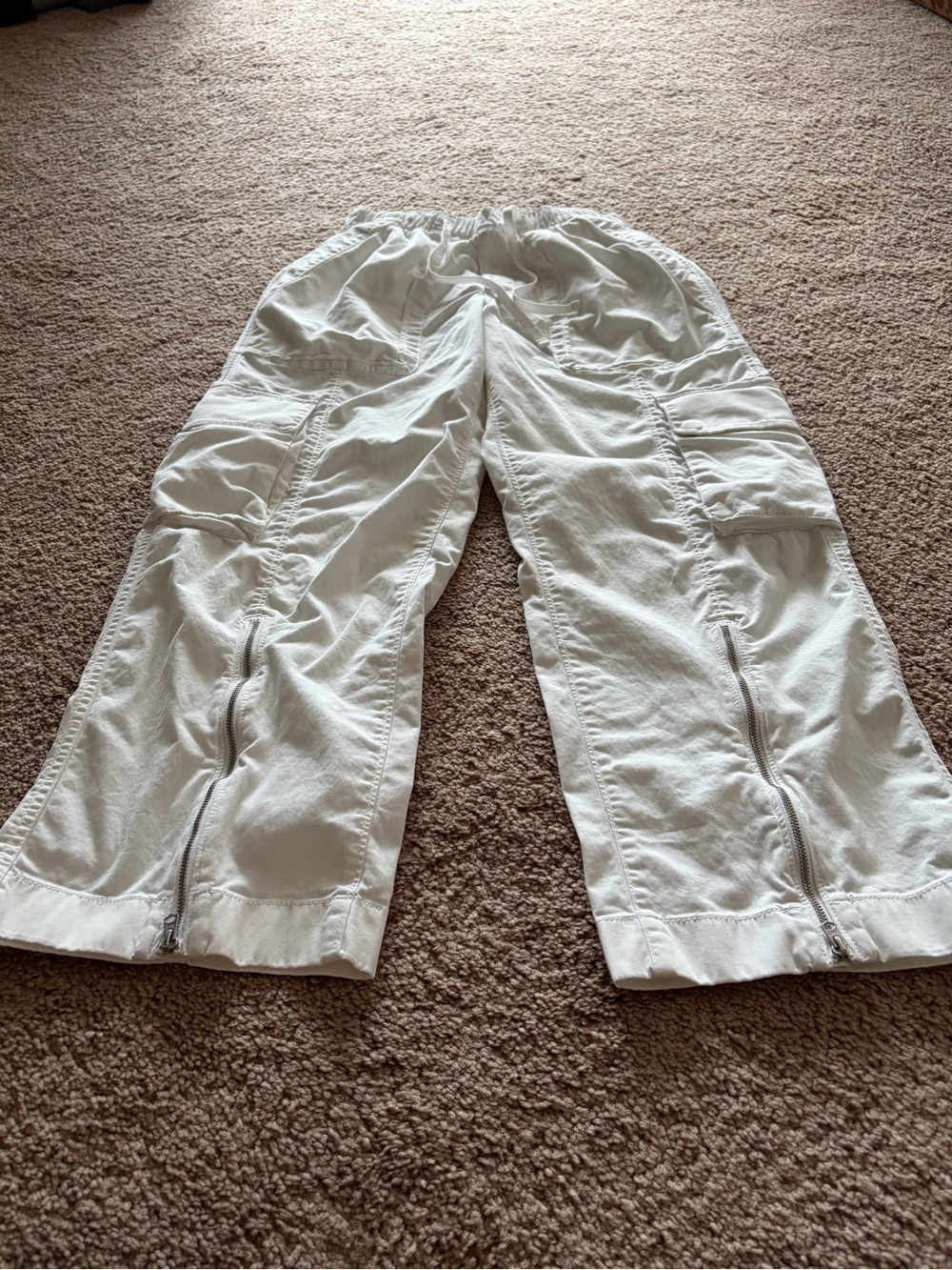 Abercrombie White Cargo Zip Hem Utility Pants